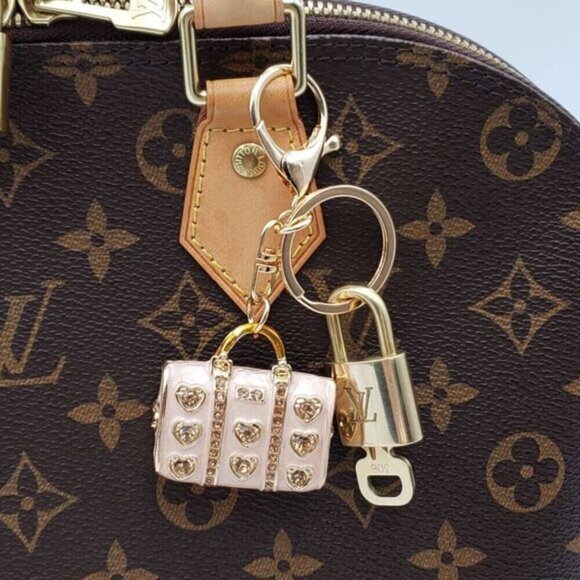Authentic Louis Vuitton Lock & Key with unbranded Bagcharm, Keycharm, Keychain - Picture 6 of 6